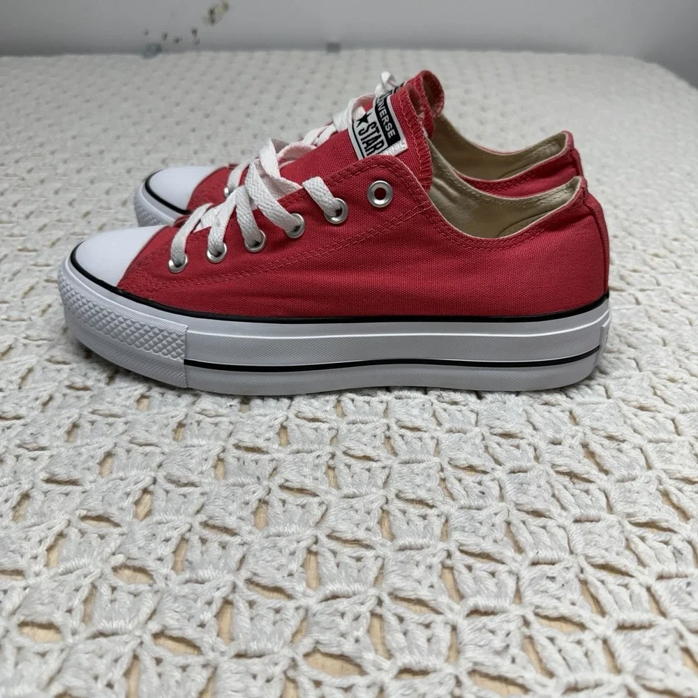Converse All Star Chuck Taylor Sneakers Women Size 9,5 Pink White 9K 2004  M88